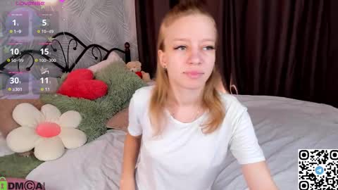 michelle_blond online show from September 2025 07:41:01 AM