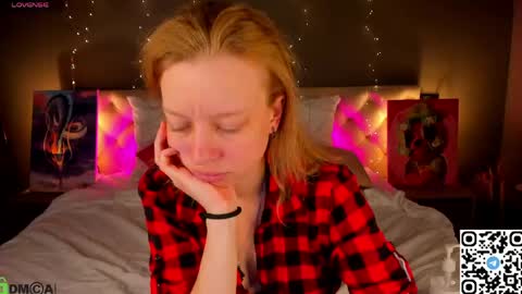 michelle_blond online show from May 2026 01:56:01 AM