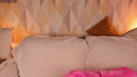 michelle_blond online show from May 2026 01:57:16 AM