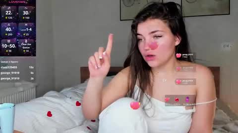 Michelle online show from October 2025 07:29:01 AM