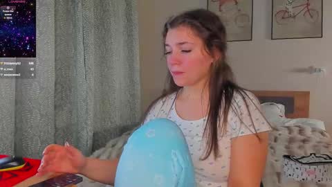 Michelle online show from October 2025 03:46:02 PM