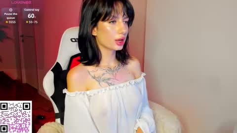 ichelle online show from November 2025 09:53:01 AM