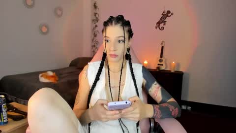 Snapshot of michelleastro chatting on March 2025 11:40:01 AM Michelle Ramirez online show from March 2025 11:40:01 AM