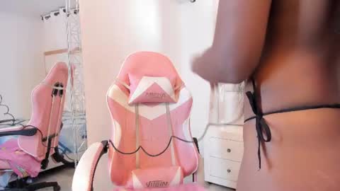 michelleblair1 online show from June 2026 01:21:02 PM