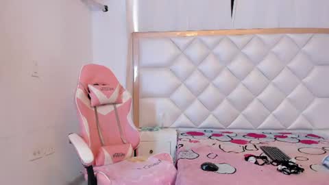 michelleblair1 online show from July 2026 12:33:01 PM