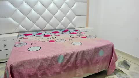 michelleblair1 online show from July 2026 12:32:02 PM