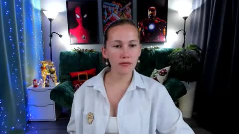 Snapshot of michelleortis chatting on December 2025 12:22:02 PM MichelleOrtis online show from December 2025 12:22:02 PM