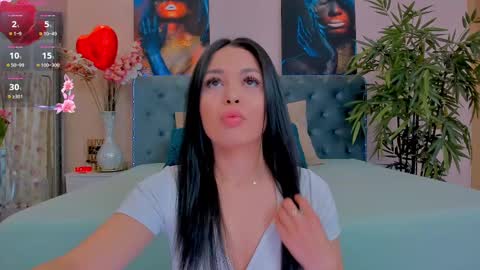 michellereys online show from March 2025 08:45:02 PM