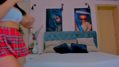 michellereys online show from September 2025 08:20:02 PM