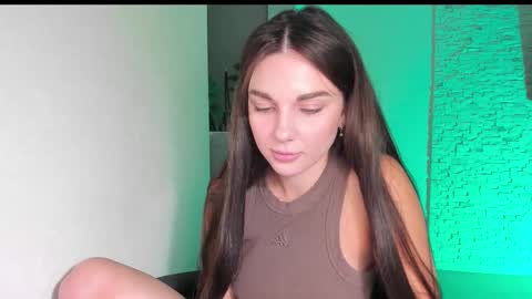 Snapshot of michelliibeautiful chatting on September 2025 03:50:02 PM Michellee online show from September 2025 03:50:02 PM