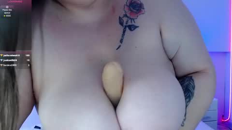 Snapshot of michellsmith2 chatting on February 2025 06:09:02 PM michellsmith2 online show from February 2025 06:09:02 PM