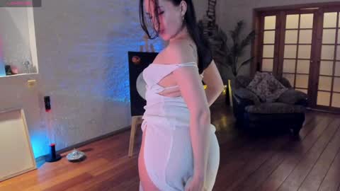 Michi online show from February 2025 12:40:02 AM