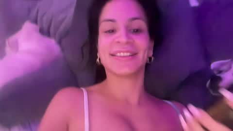 Skye online show from February 2025 04:48:01 AM