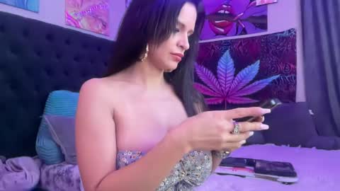 Skye online show from February 2025 05:08:01 AM