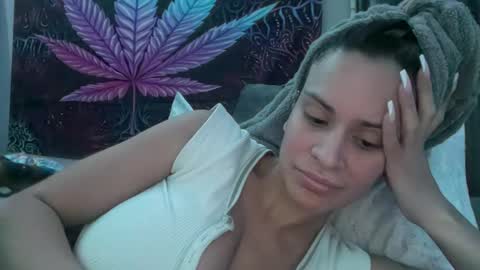 Skye online show from March 2025 06:26:02 AM