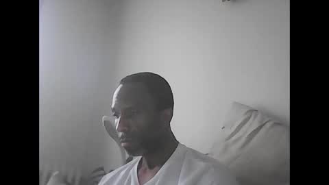 Snapshot of mickdu971 chatting on June 2026 07:07:01 AM mickdu971 online show from June 2026 07:07:01 AM