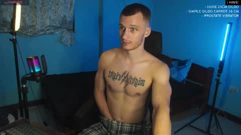 Snapshot of mickey_pict chatting on February 2025 02:59:02 PM Mickey online show from February 2025 02:59:02 PM