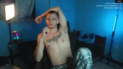 Snapshot of mickey_pict chatting on February 2025 02:57:01 PM Mickey online show from February 2025 02:57:01 PM