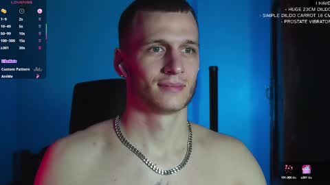 Snapshot of mickey_pict chatting on March 2025 01:07:01 PM Mickey online show from March 2025 01:07:01 PM