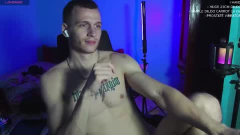 Snapshot of mickey_pict chatting on March 2025 02:26:01 PM Mickey online show from March 2025 02:26:01 PM