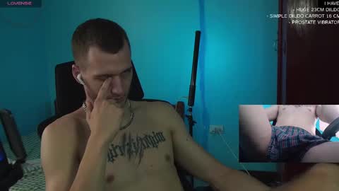 Snapshot of mickey_pict chatting on March 2025 06:58:01 AM Mickey online show from March 2025 06:58:01 AM