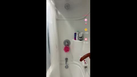 Snapshot of mickeyshyne69 chatting on February 2025 09:30:01 PM Mickey online show from February 2025 09:30:01 PM