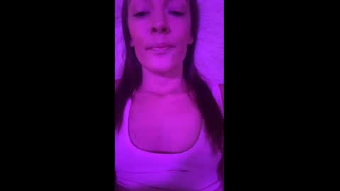 Snapshot of mickeyshyne69 chatting on October 2025 06:07:02 PM Mickey online show from October 2025 06:07:02 PM