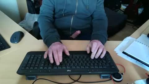Snapshot of mickyj chatting on April 2026 01:58:02 PM mickyj online show from April 2026 01:58:02 PM