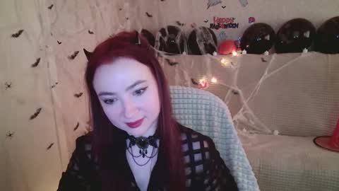 Snapshot of mickywood chatting on October 2025 07:05:02 AM Micky online show from October 2025 07:05:02 AM