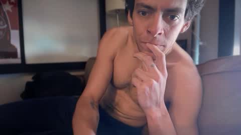 micomoney online show from February 2026 09:00:01 PM