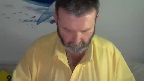 Snapshot of midhir chatting on February 2025 02:31:02 PM kike online show from February 2025 02:31:02 PM