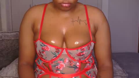 Snapshot of midnight_goddess chatting on April 2026 09:45:01 AM Kelly online show from April 2026 09:45:01 AM