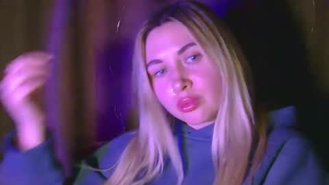 Snapshot of midnight_lace1 chatting on February 2026 09:40:01 PM Midnight lace1 online show from February 2026 09:40:01 PM