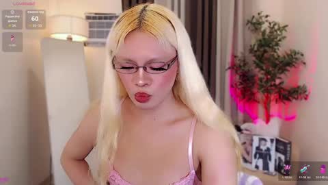 Marie Antoinette online show from July 2026 09:00:02 PM