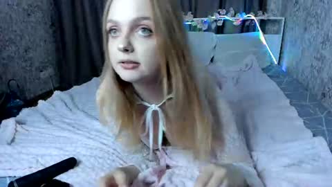Snapshot of midnightfable chatting on July 2026 09:47:02 PM midnightfable online show from July 2026 09:47:02 PM