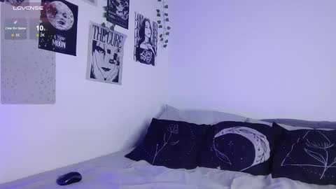 Nana online show from March 2026 10:49:02 PM