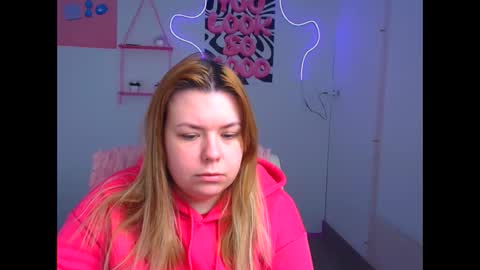 Snapshot of midnightmariana chatting on January 2026 06:17:01 AM Mariana online show from January 2026 06:17:01 AM