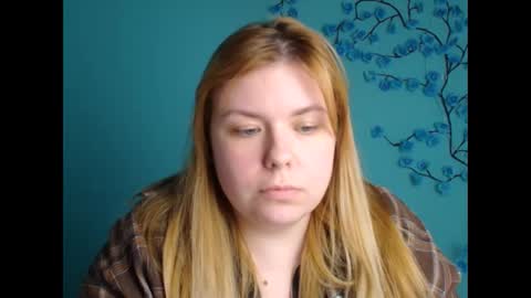Snapshot of midnightmariana chatting on May 2026 02:45:01 PM Mariana online show from May 2026 02:45:01 PM