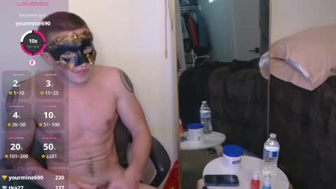 midnightmasc online show from May 2026 12:18:01 AM