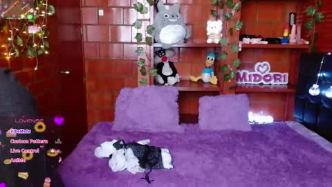 Midori 7u7 online show from May 2026 06:04:02 PM