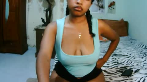 miel_07 online show from April 2026 11:08:02 AM