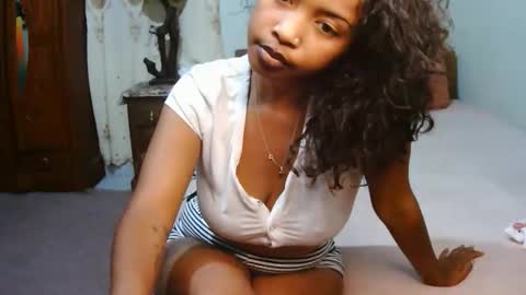 Snapshot of miel_07 chatting on April 2026 12:30:01 PM miel_07 online show from April 2026 12:30:01 PM