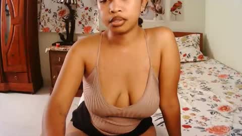 Snapshot of miel_07 chatting on April 2026 06:39:01 AM miel_07 online show from April 2026 06:39:01 AM