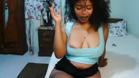 Snapshot of miel_07 chatting on May 2026 06:54:02 AM miel_07 online show from May 2026 06:54:02 AM