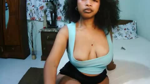 Snapshot of miel_07 chatting on May 2026 07:05:02 AM miel_07 online show from May 2026 07:05:02 AM