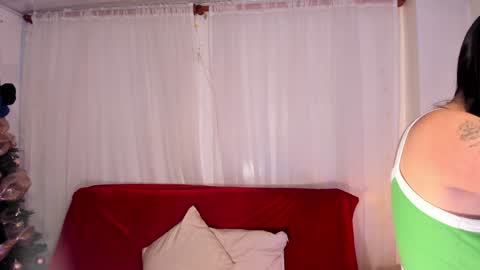 Snapshot of miel_gomez chatting on December 2024 07:55:01 AM miel_gomez online show from December 2024 07:55:01 AM