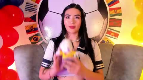 miel_gomez online show from June 2026 09:23:01 PM