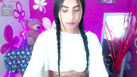 Nicole online show from July 2026 12:23:01 PM