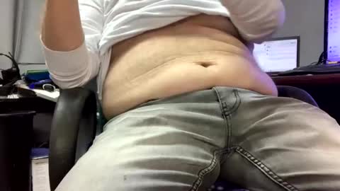 miggie001 online show from January 2026 01:26:01 PM