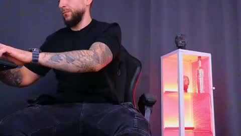 MightyAaron online show from February 2025 02:48:01 PM